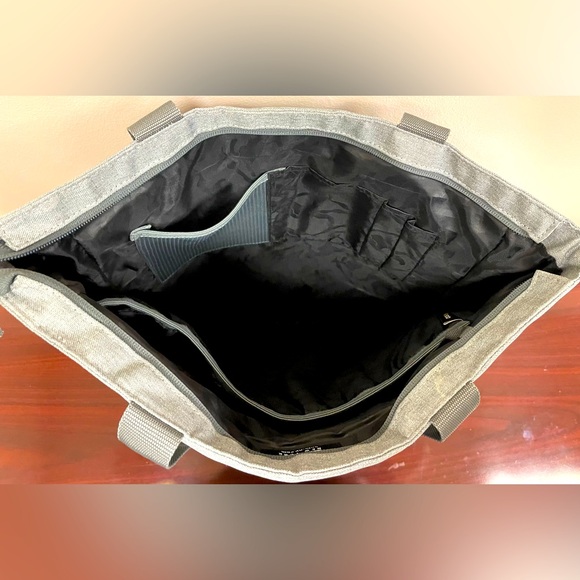 SOLO NEW YORK RESTORE LAPTOP TOTE BAG Gray GREAT CONDITION - Picture 7 of 11
